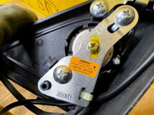 GŁOŚNIK OSŁONA ZAŚLEPKA SŁUPKA A PRZÓD LEWY BOSE INFINITI G37