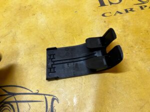 ZAŚLEPKA OSŁONA DOLNA POSZYCIA SŁUPKA ŚRODKOWEGO B LEWA FORD EXPLORER MK6