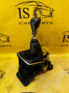 GAŁKA LEWAREK MIESZEK SKÓRA FORD FIESTA MK8