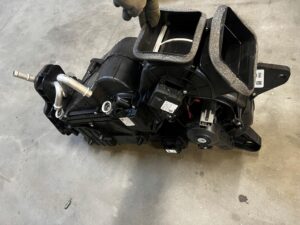 KOMPLETNA NAGRZEWNICA DMUCHAWA KLIMATYZACJI TYŁ FORD EXPLORER VI MK6
