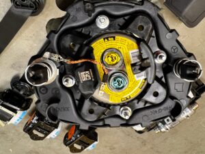 KOMPLET 3 X PODUSZKI 4 X PASY AIRBAG INFINITI Q30 QX30