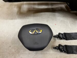 KOMPLET DESKA + 3 X PODUSZKI PASY INFINITI Q30 QX30