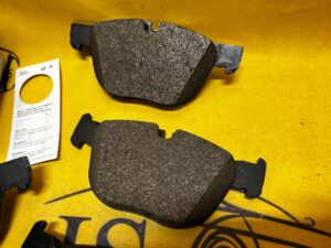 KOMPLET KLOCKI HAMULCOWE PRZÓD BMW X4 F26 M40i NOWE OEM