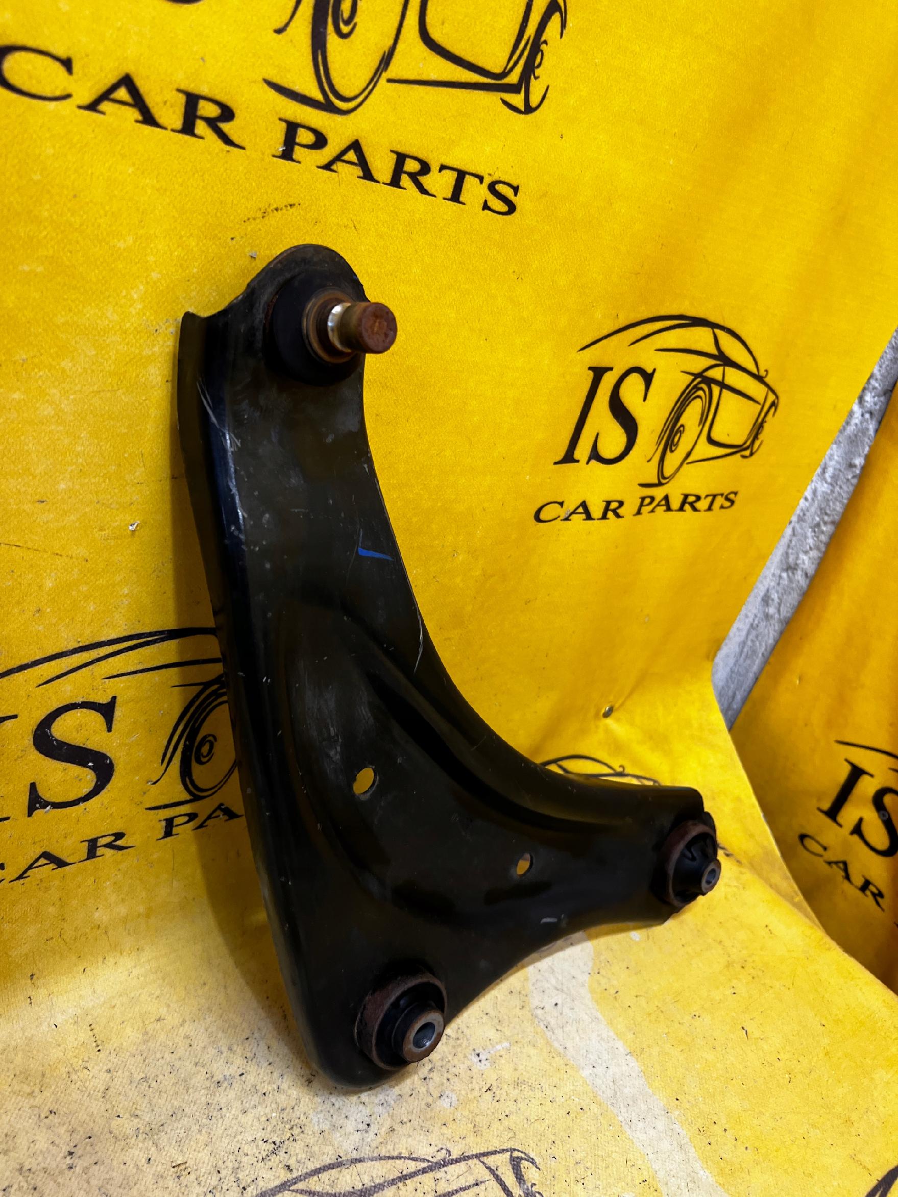 WAHACZ PRZÓD PRZEDNI PRAWY NISSAN E-NV200 EVALIA