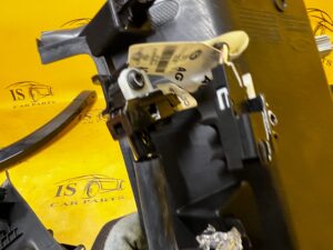 SCHOWEK PÓŁKA GNIAZDO USB TUNELU ŚRODKOWEGO FORD FUSION LIFT USA