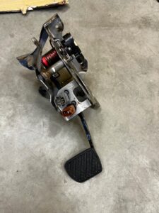 PEDAŁ HAMULCA NISSAN LEAF I ZE0