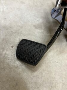 PEDAŁ HAMULCA NISSAN LEAF I ZE0