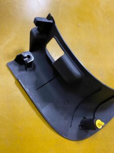 LEWA OSŁONA LISTWA NAROŻNIK FORD FIESTA MK8