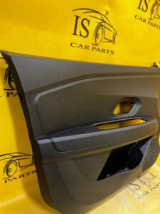 BOCZEK TAPICERKA DRZWI LEWY PRZÓD DACIA SANDERO III 2023R