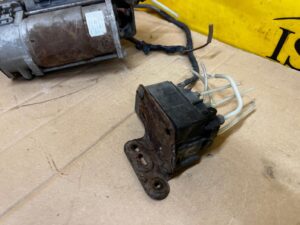 KOMPRESOR POMPA ZAWIESZENIA NIVO AIRMATIC MERCEDES CLS W218