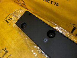 PODSTAWA RAMKA TABLICY REJESTRACYJNEJ PRZÓD FORD EXPLORER VI MK6 NOWA OEM