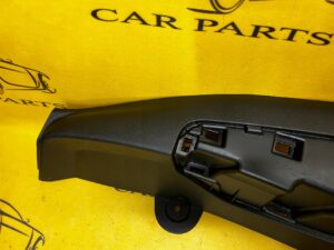 LEWA OSŁONA SŁUPKA PROGU KANAPY MEGANE IV SEDAN