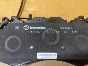 KOMPLET TARCZE KLOCKI HAMULCOWE PRZÓD BREMBO LAND ROVER DISCOVERY V L462