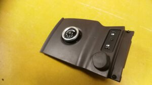 PRZEŁĄCZNIK KLIMATYZACJI TYŁ RENAULT ESPACE V BRĄZ