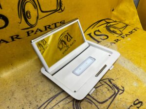 LAMPKA LUSTERKO WEWNĘTRZNE PODSUFITKI AUDI A8 D4 4H