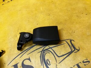 KOMPLET ZAPINKA ZAMEK KLAMRA PASA BEZPIECZEŃSTWA TYŁ PORSCHE MACAN 95B