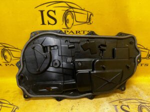 PANEL DRZWI LEWY TYŁ LR RANGE ROVER EVOQUE II L551