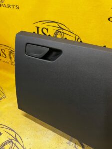 SCHOWEK PASAŻERA BAREK DESKI KONSOLI SKODA SCALA