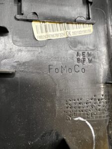 POSZYCIE OSŁONA OBUDOWA SŁUPKA ŚRODKOWEGO B LEWY FORD RANGER MK5 V