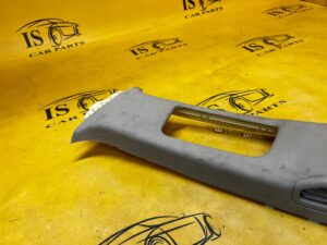 POSZYCIE OSŁONA OBUDOWA SŁUPKA ŚRODKOWEGO B LEWY MERCEDES GL X166 GRAY