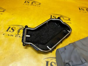 PUSZKA SKRZYNKA OBUDOWA BEZPIECZNIKÓW PORSCHE MACAN 95B