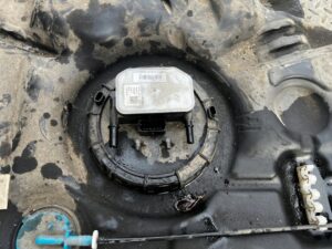 KPL ZBIORNIK BAK POMPA WLEW PALIWA CITROEN C4 GRAND PICASSO II 1.6 BLUE HDI