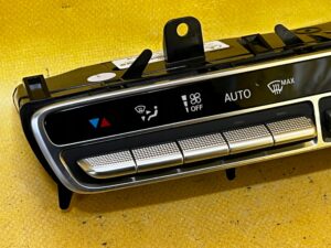 PANEL PRZEŁĄCZNIKI KLIMATYZACJI MERCEDES E KLASA W213