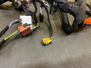 WIĄZKA INSTALACJA DESKI KONSOLI FORD EXPLORER MK6 3.3 V6 FHEF HYBRID