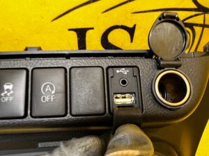 PANEL BLOKADY MOSTU ESP START STOP AUDIO TOYOTA HILUX VIII 8