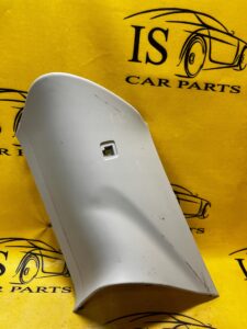 PRAWA OSŁONA POSZYCIE SŁUPKA TYŁ RANGE ROVER L405