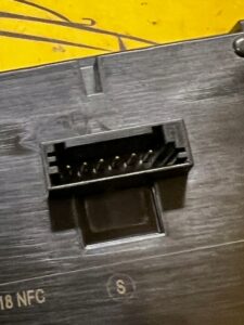 SCHOWEK Z FUNKCJĄ NFC BMW 3 G20 X5 G05 X6 G06 X7 G07 Z4 G29 NOWY OEM