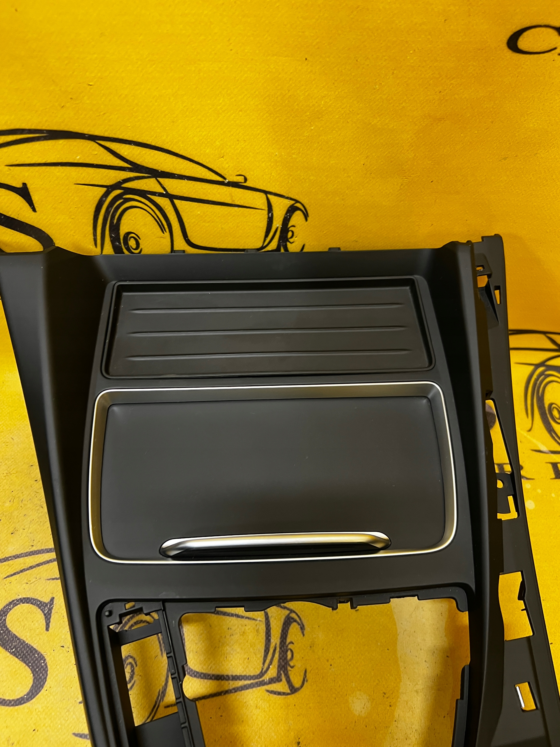 OSŁONA TUNELU SCHOWEK UCHWYT CUPHOLDER BMW 2 F22