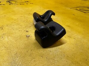 HACZYK UCHWYT OSŁONY PRZECIWSŁONECZNEJ FORD KUGA MK3 ST-LINE