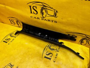 POSZYCIE OSŁONA OBUDOWA SŁUPKA PRZÓD A LEWY FORD MUSTANG VI