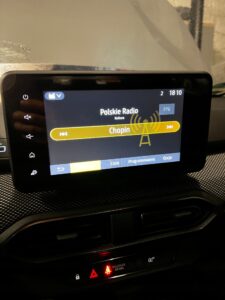 WYŚWIETLACZ EKRAN NAWIGACJA RADIO DACIA SANDERO III 3 21R-