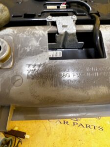 LAMPA OŚWIETLENIE PODSUFITKI LEXUS RX 450H III 3 AL10