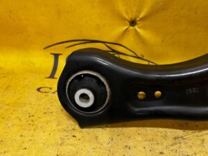 WAHACZ PRZEDNI PRZÓD LEWY LEWA SKODA SCALA