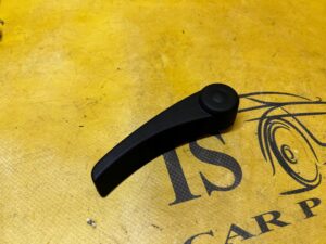 LINKA CIĘGNO RĄCZKA RYGIEL MASKI POKRYWY SILNIKA PORSCHE MACAN 95B