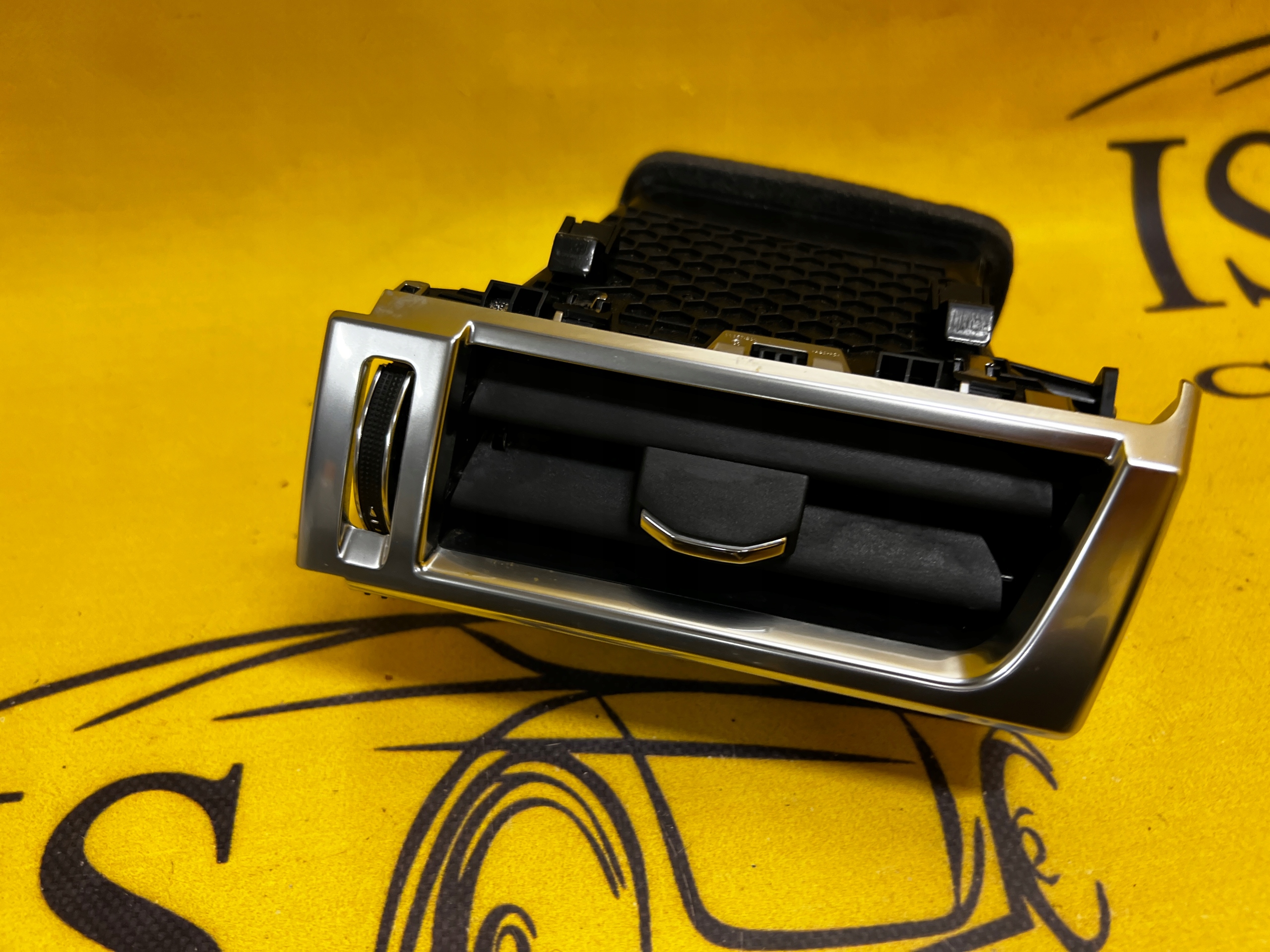 PRAWA KRATKA NAWIEWU LR DISCOVERY V L550 LIFT