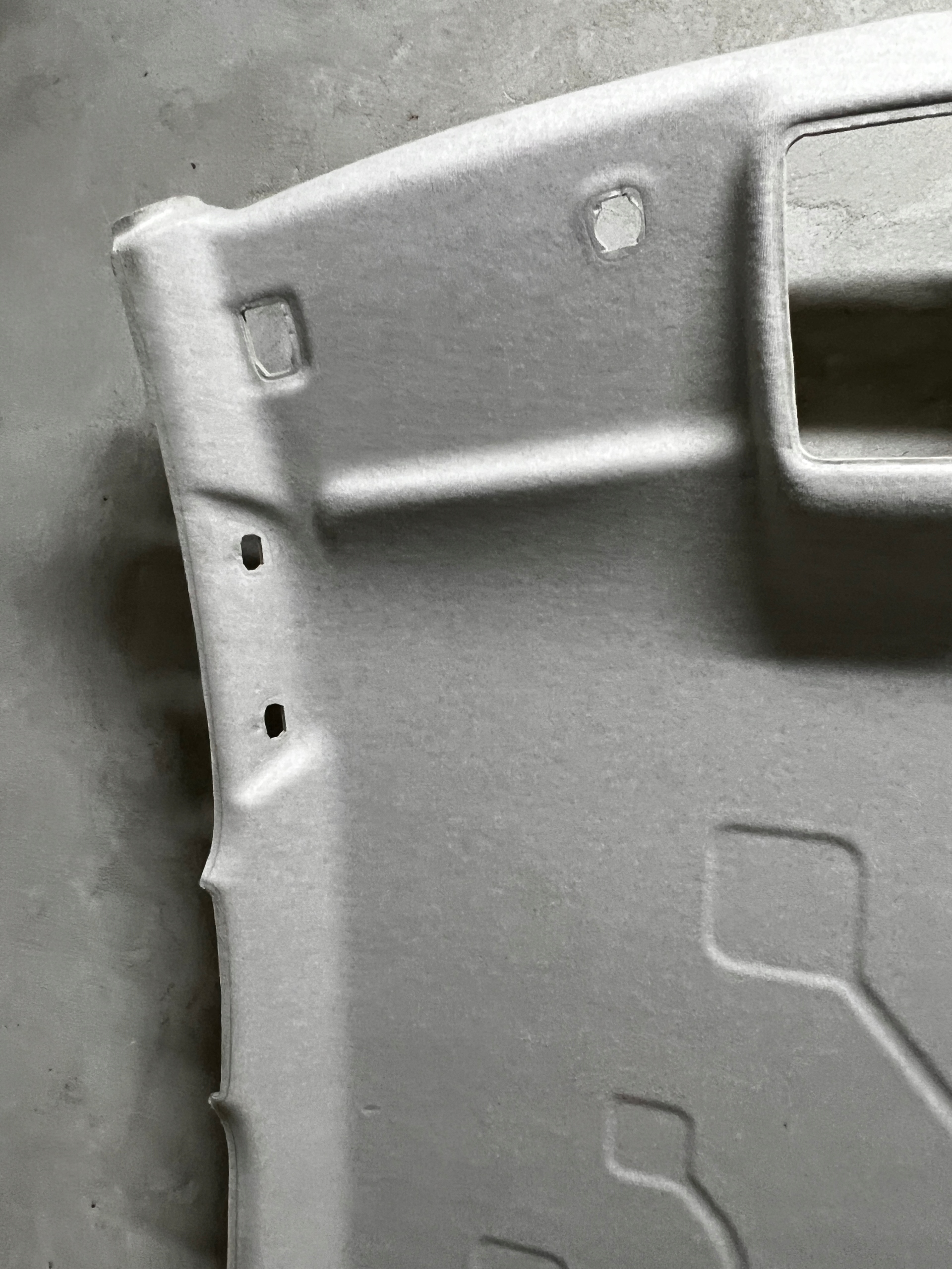 PODSUFITKA SUFIT RENAULT ZOE I Z.E. 2013-2018