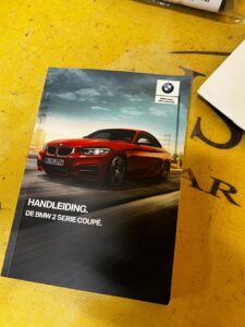 KSIĄŻKA INSTRUKCJA OBSŁUGI SERWISOWA ETUI HOLANDIA BMW 2 F22 240I LCI