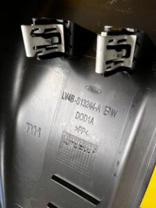 PRAWA LISTWA OSŁONA PROGU TYŁ FORD KUGA MK3