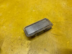 2 X LAMPKA OŚWIETLENIE WNĘTRZA KABINY PEUGEOT 508 I KOMBI SW