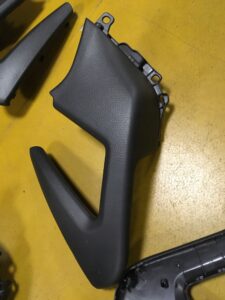 RĄCZKA DRZWI PASAŻERA NISSAN X-TRAIL T32