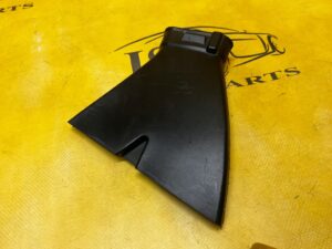 KANAŁ TUNEL NAWIEWU POWIETRZA WNĘTRZA TYŁ PRAWY VOLVO XC90 II