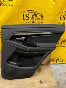 BOCZEK DRZWI PRAWY TYŁ RANGE ROVER EVOQUE II L551