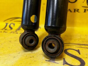 KOMPLET AMORTYZATORY TYLNE TYŁ NISSAN LEAF I 1