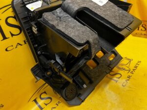 SCHOWEK DESKI PASAŻERA AUDI TT 8S 8S0 EUROPA