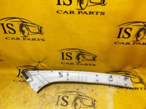 POSZYCIE OSŁONA SŁUPKA A PRZÓD LEWA PEUGEOT 208