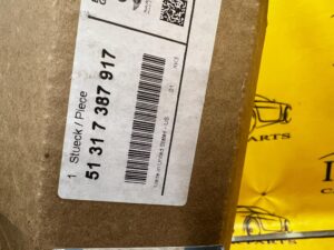 LISTWA ODPROWADZAJĄCA WODĘ SZYBY PRZÓD LEWA BMW X5 F15 NOWA OEM